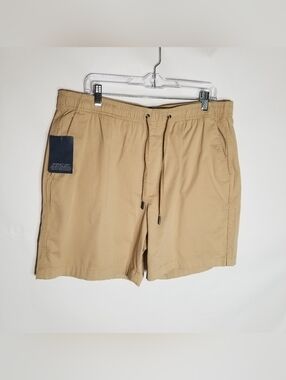 Gap Shorts Men's XL Khaki Beige 7" Inseam Elasticized Waistband Stretch Pull On